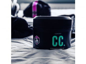 Ochranný hydratační krém na hýždě - Muc Off Chamois Cream 250ml